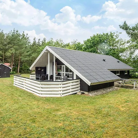 Bright With Covered Terrace-by Traum Nørre Nebel