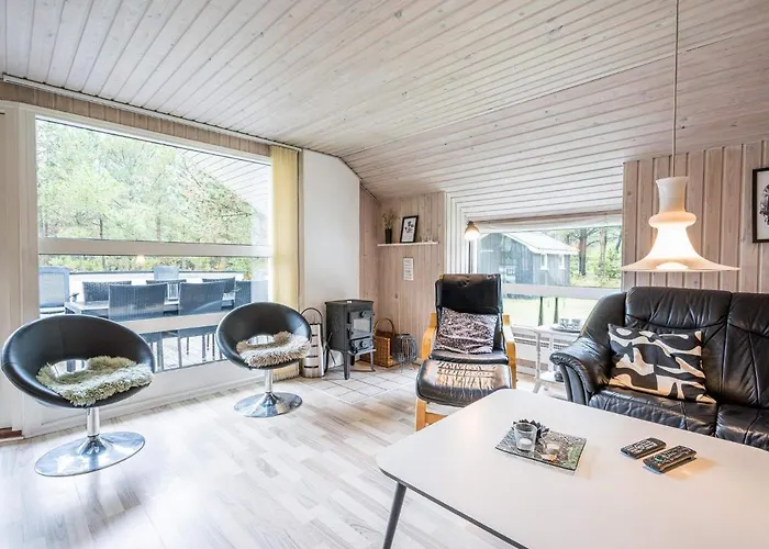 Bright With Covered Terrace-by Traum Semesterbostad